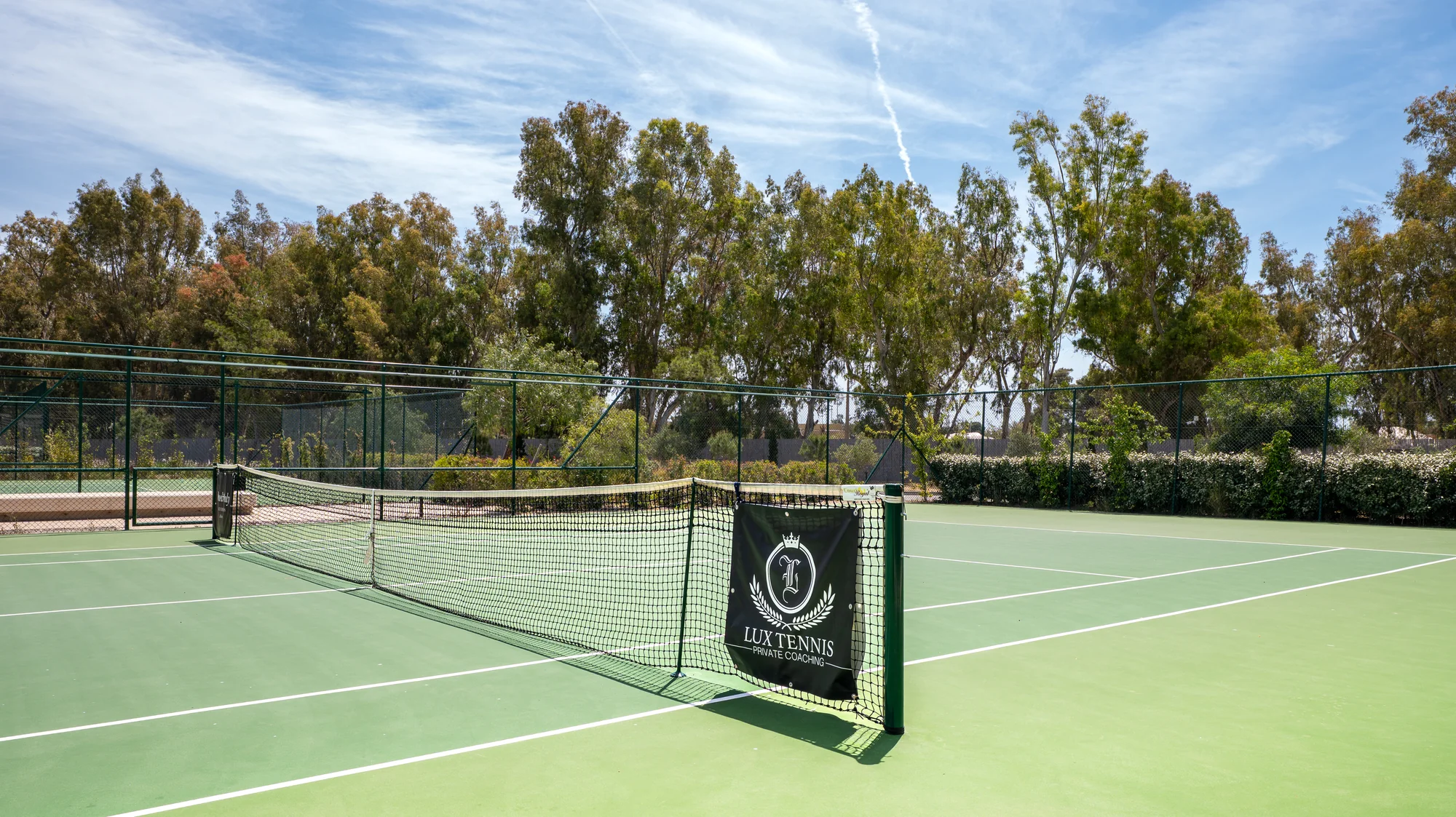 One&Only Aesthesis, the tennis court