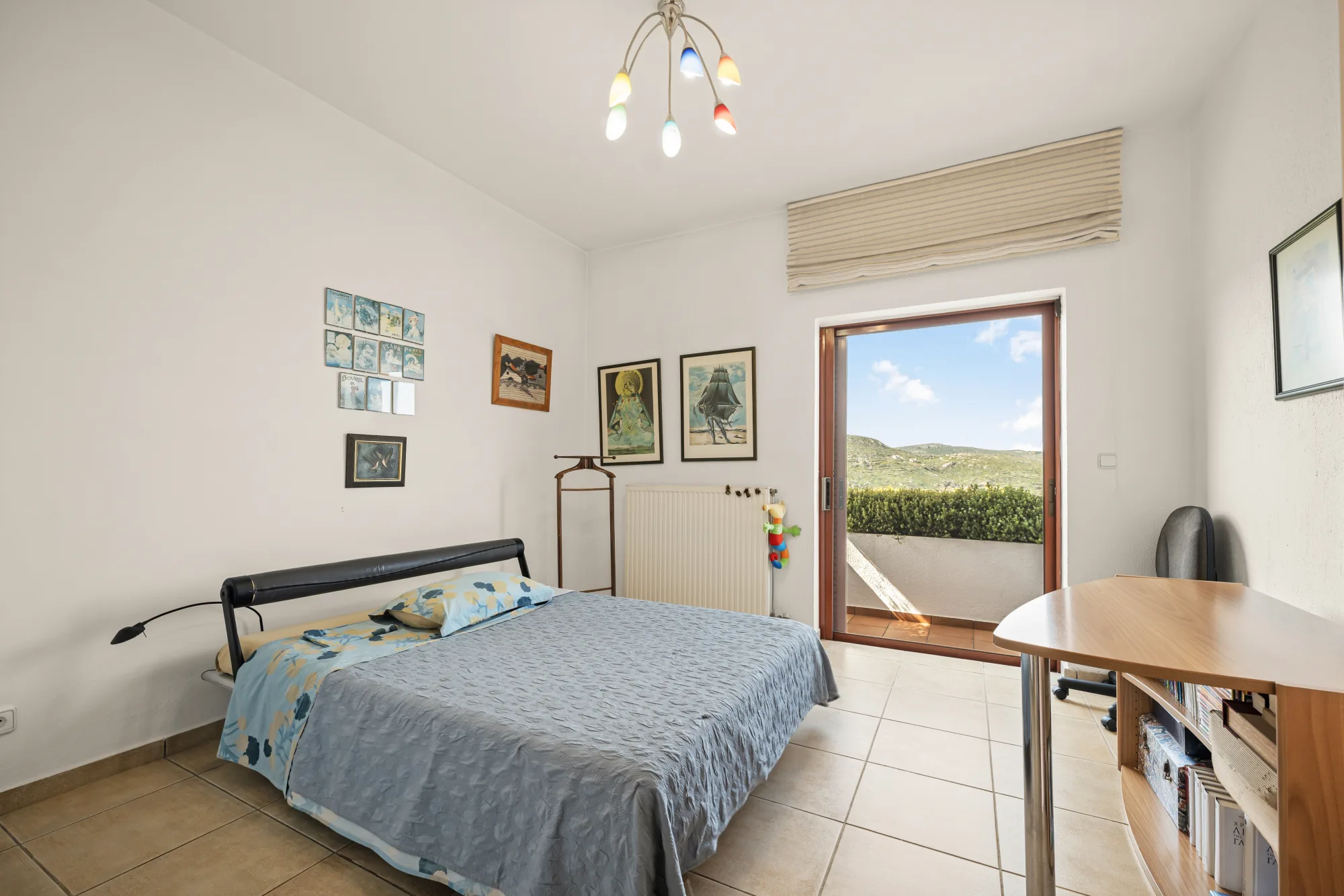 Verde Vista, bedroom opening to the view