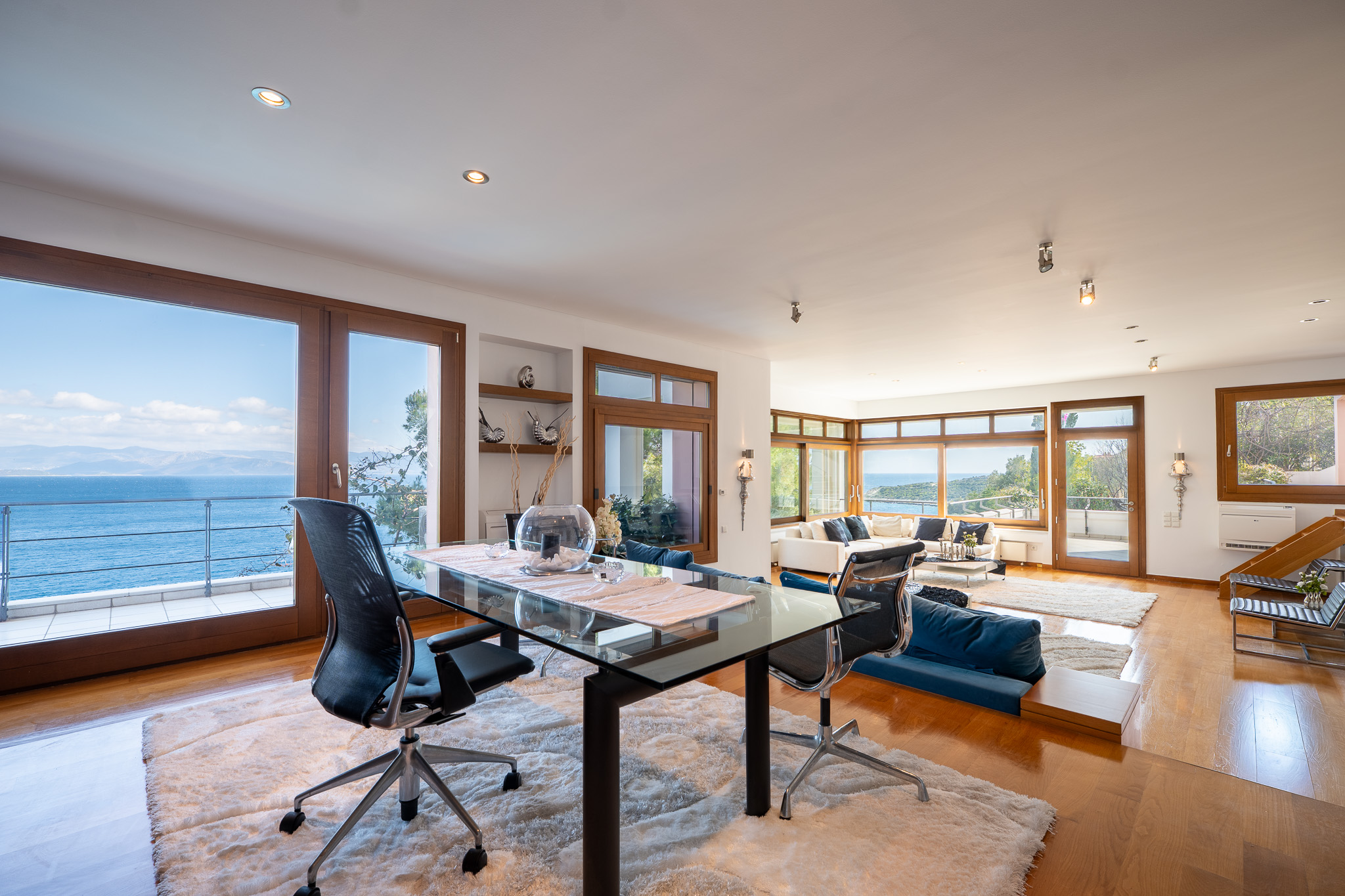Villa Selene, glass-desk study with sea-window