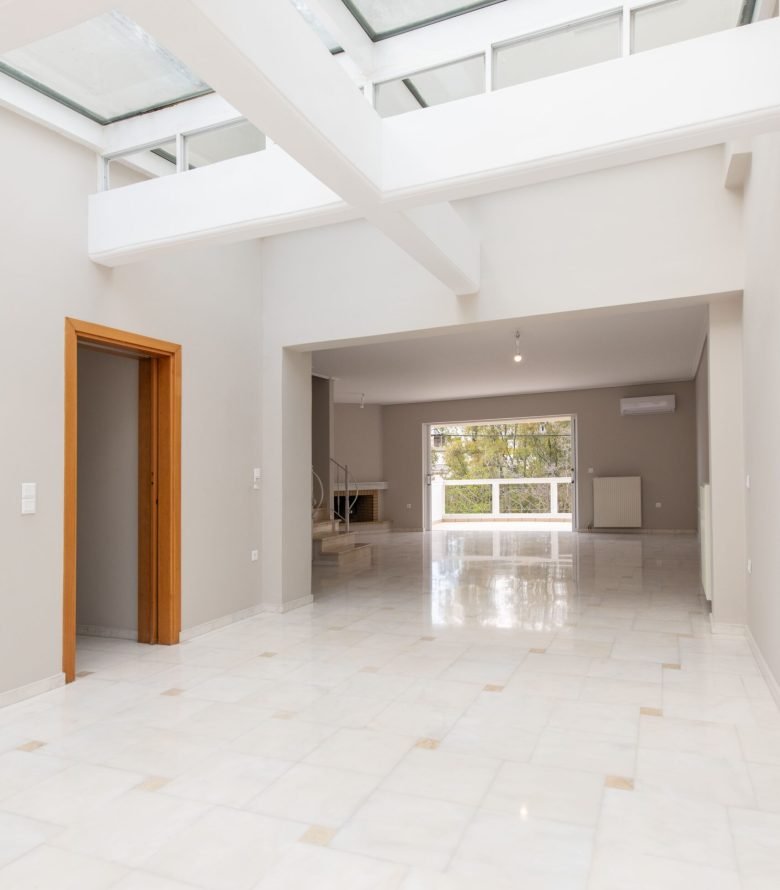 HoA - Voula Residence